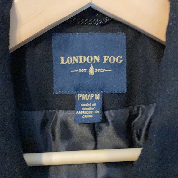 London Fog coat - Picture 6 of 6